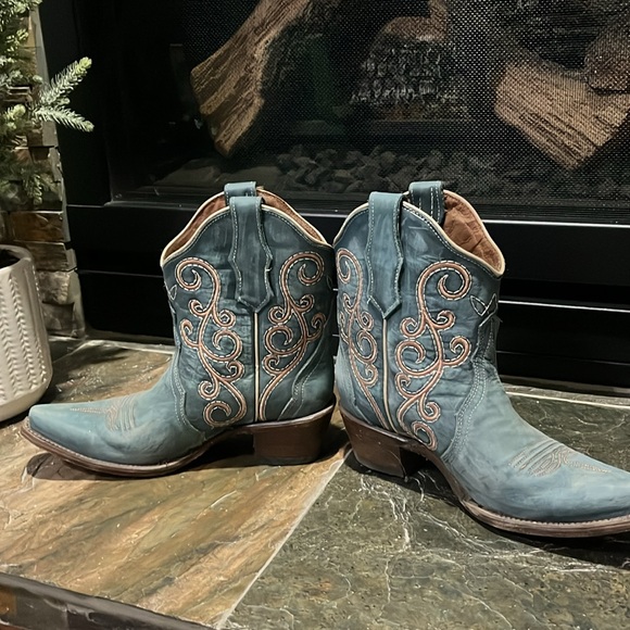 Corral Blue Booties Like New - Picture 2 of 9